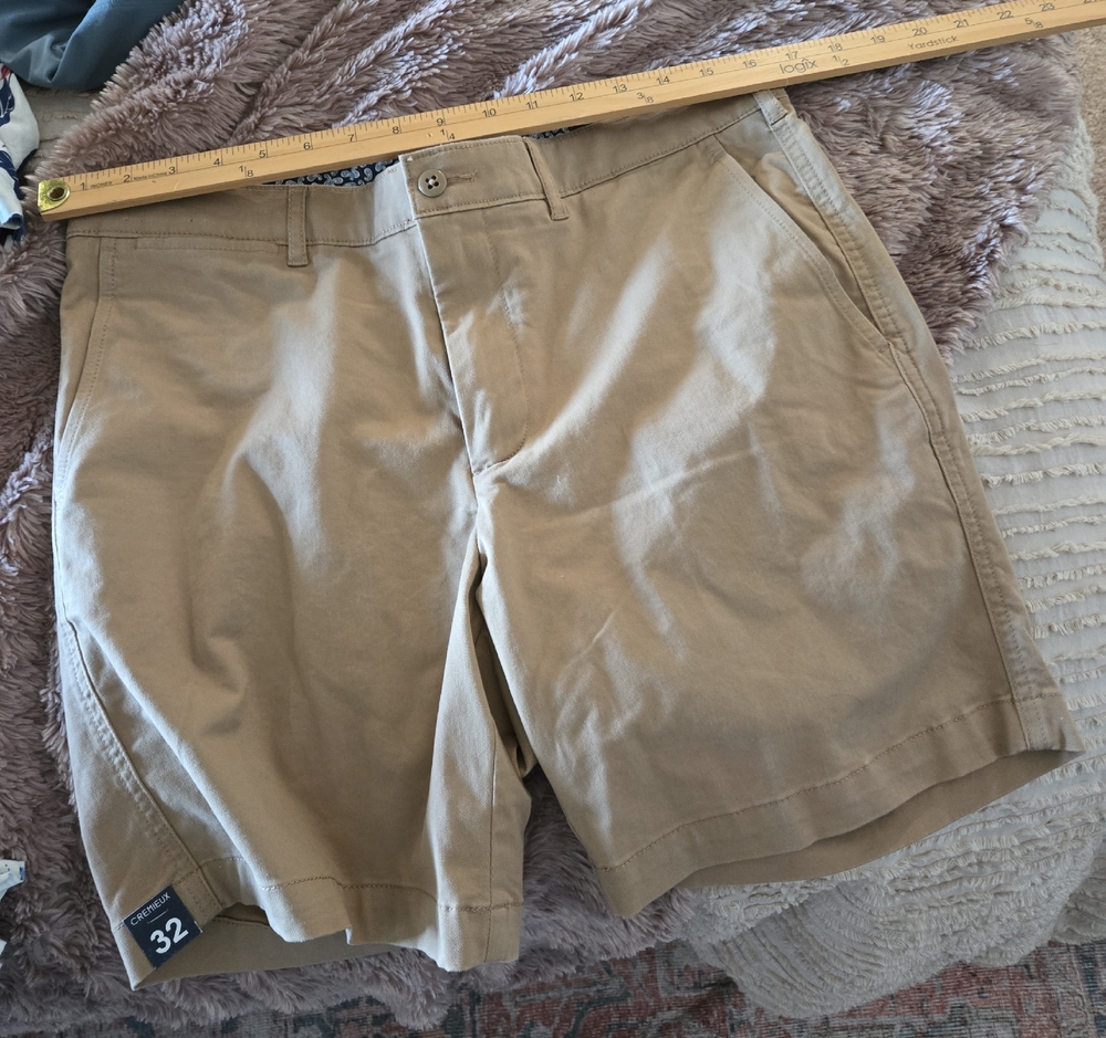 Daniel Cremieux Tan Flat-Front Chino Shorts 32